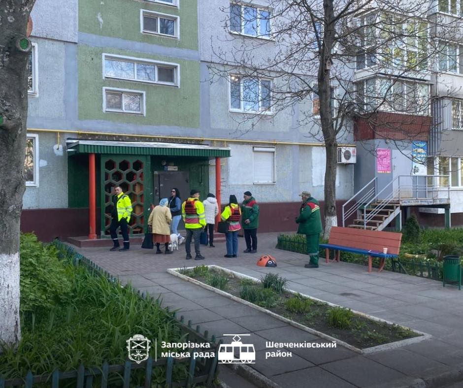 Атака на Запоріжжя та обстріли громад: троє людей постраждали внаслідок ударів рф (фото)