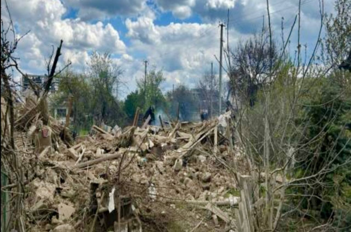 У Новоолександрівці загинув чоловік, поранені двоє людей, серед них 7-річна дівчинка