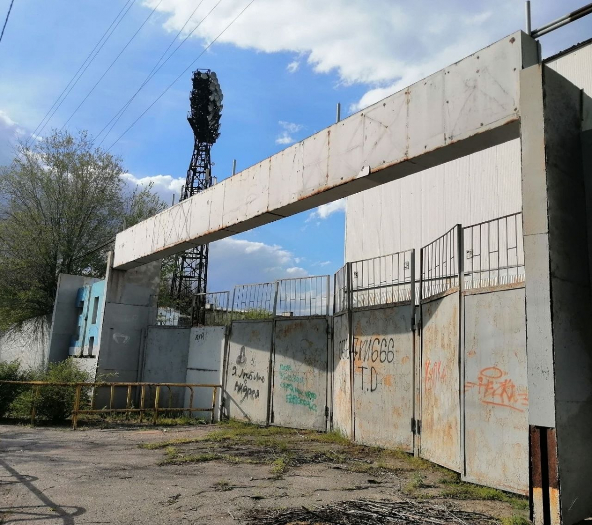 Як сьогодні виглядає стадіон "Торпедо»" у Запоріжжі. Фото: Володимир Фризько