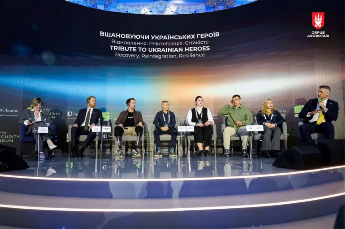 Тема посттравматичного зростання, яке активно впроваджує та розвиває «Серце Азовсталі», обговорювалася на Київському безпековому форумі. Фото з сайту steelfront.scm.com.ua  