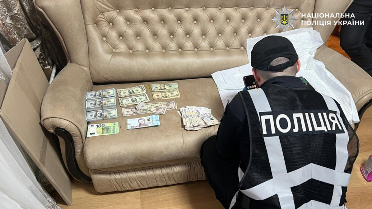 Відкати з бойових: у Запоріжжі затримали комбата, який збирав з бійців по 200 тисяч щомісяця (фото)